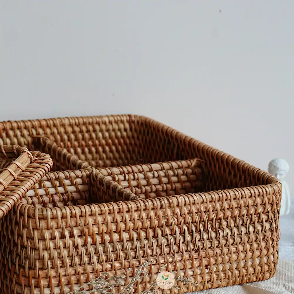 Wicker Rattan 4 Compartment Basket with Lid