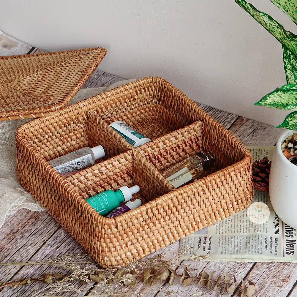 Wicker Rattan 4 Compartment Basket with Lid