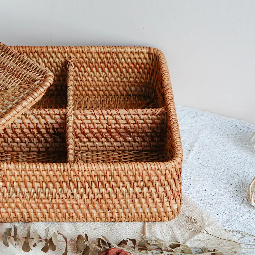 Wicker Rattan 4 Compartment Basket with Lid