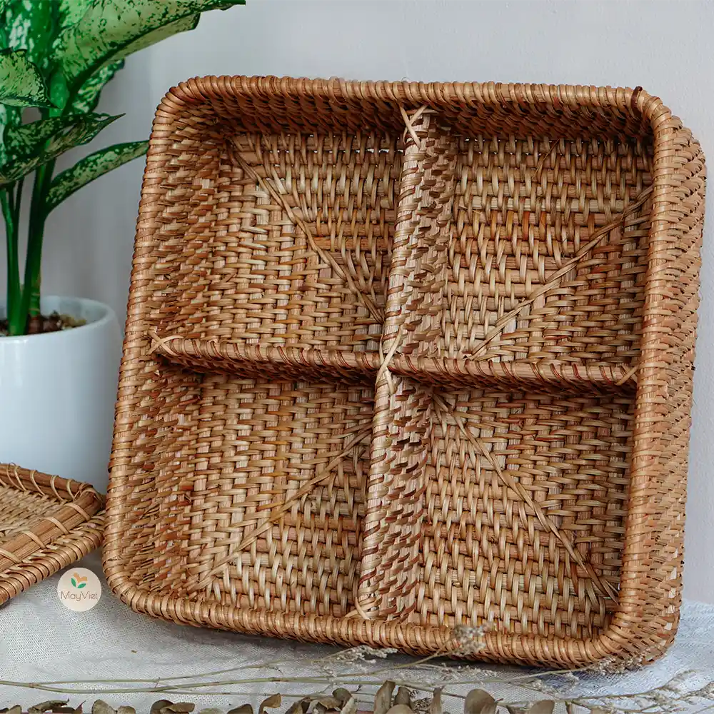 Wicker Rattan 4 Compartment Basket with Lid