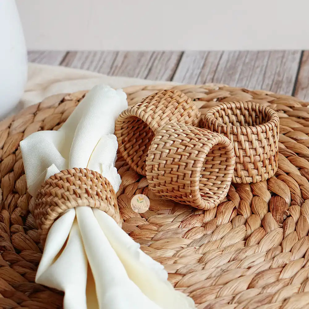 Set of 5 Rustic Round Handwoven Rattan Napkin Ring Holder